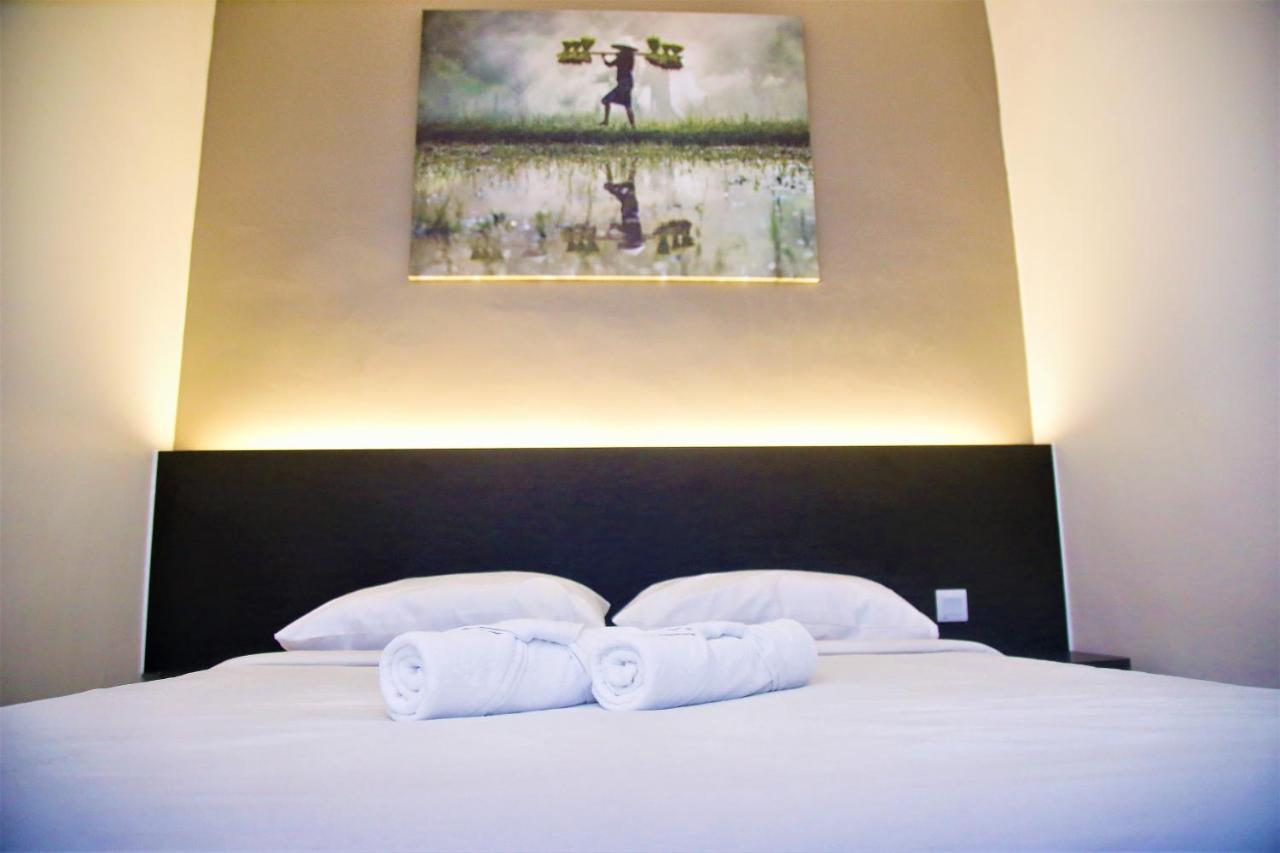 Padi Padi Hotel Kangar Ngoại thất bức ảnh