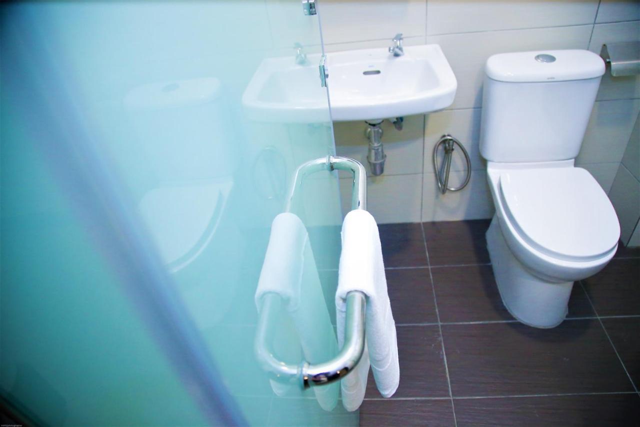 Padi Padi Hotel Kangar Ngoại thất bức ảnh